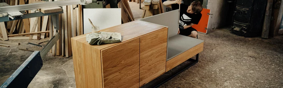 SCHRÄNKE & SIDEBOARDS NACH MASS