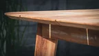 Gartentisch Teak in gerundeter Form