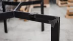 Detailansicht Tischgestell modern Ausführung in Rohstahl