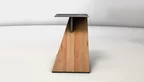Modern designtes Tischuntergestell aus Metall und Kernbuche nach deinem Maß gefertigt
