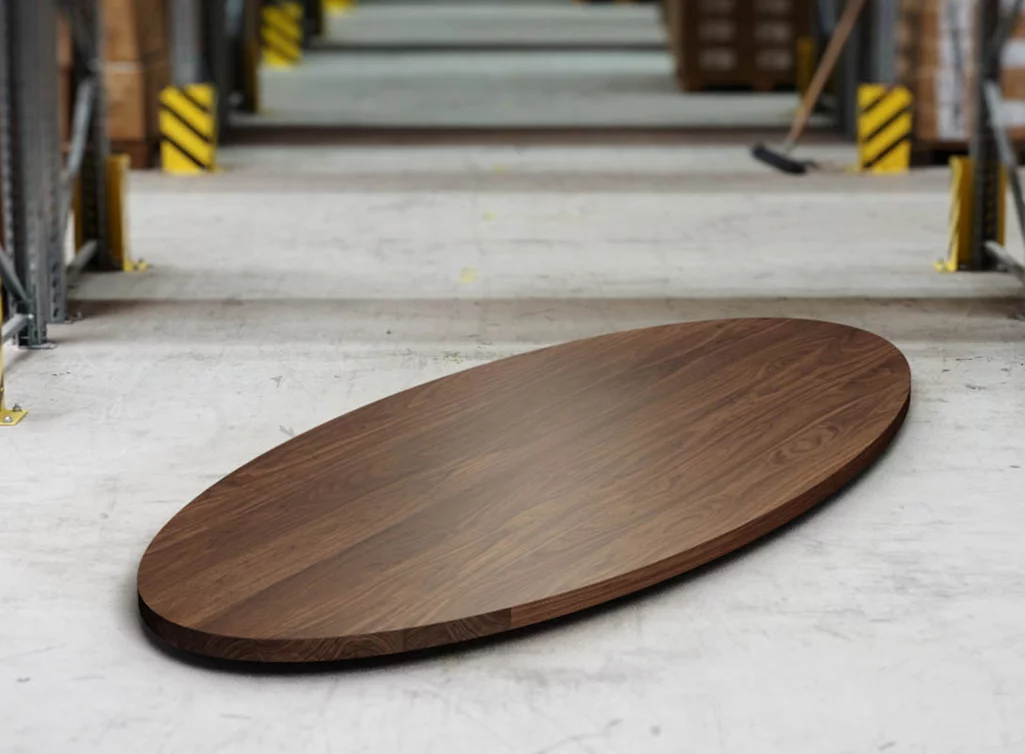 Nussbaum Tischplatte oval nach Maß 4cm astfrei