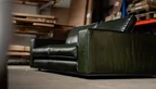 Leder Lounge Sofa Abbildung in der Farbe British Green