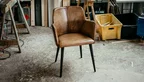 Lederstuhl im Retro Design