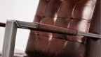 Detailansicht der Armlehnen vom Leder Sessel 31C