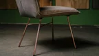 Komfortabler Echtleder Stuhl für Esszimmer mit einem Untergestell in Kupfer