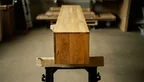 Massives Eiche Lowboard wandhängend