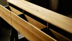 Aufgezogene Schubladen Lowboard Eiche hängend