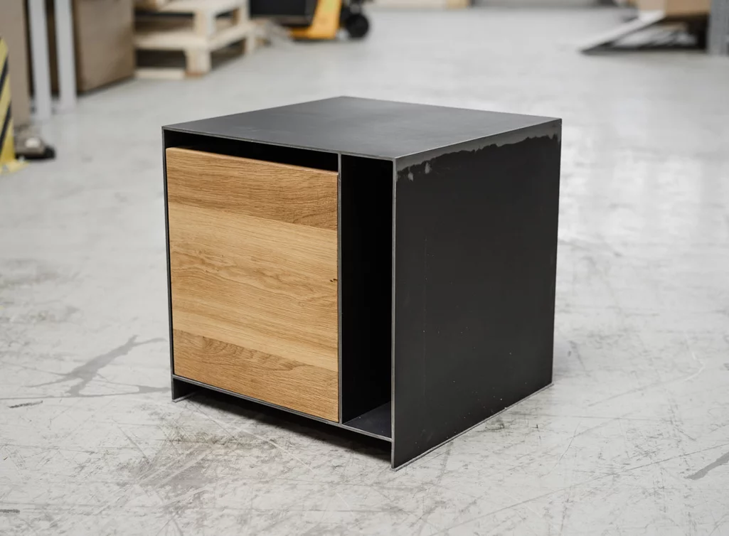 Stahl Nachttisch mit Zeitschriftenfach