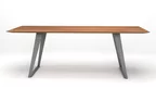 Moderner Design Esstisch massiv Eiche Schweizer Kante und Stahlkufen