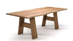 Baumtisch Eiche modern mit Holzbeinen
