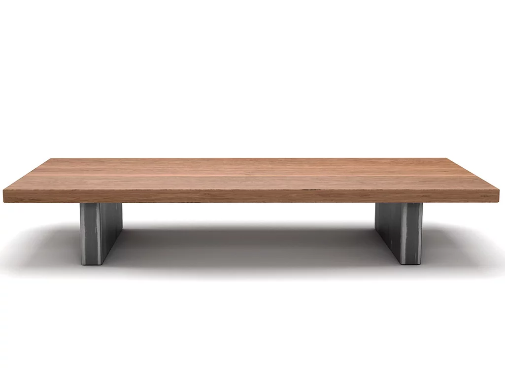 Eiche massiv Couchtisch mit Stahlwangen aus Eiche Massivholz astfrei gefertigt. Eiche massiv Couchtisch mit Stahlwangen aus Eiche Massivholz astfrei gefertigt.