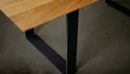 Eiche Esstisch mit Tischerweiterung und Stahlkufen-Füßen
