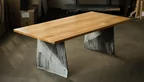 Massiver Holztisch mit Tischwangen aus Metall - E35L-T