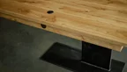 Büro Schreibtisch Eiche Massivholz mit Kabelkanal