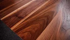 Nussbaum Tischplatte 200x90cm mit Facettenkante