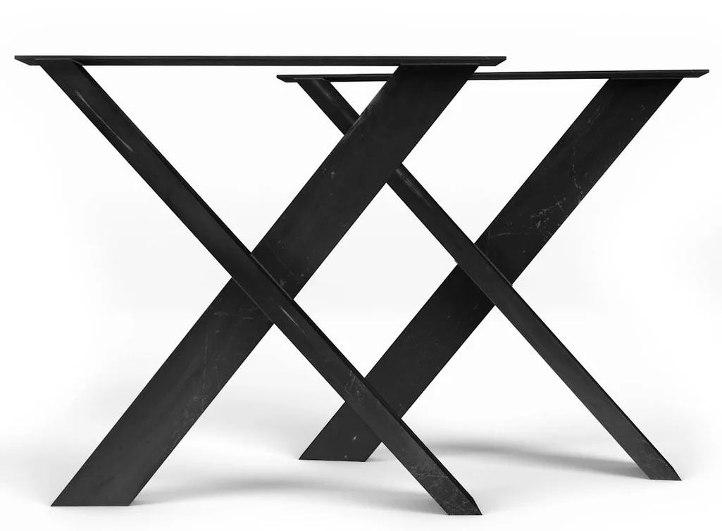 Detailansicht Tischgestell Kreuz aus Stahl mit charakteristischen Rohstahlmerkmalen Detailansicht Tischgestell Kreuz aus Stahl mit charakteristischen Rohstahlmerkmalen