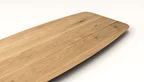 Massivholz Tischplatte aus astiger Eiche in moderner Bootsform